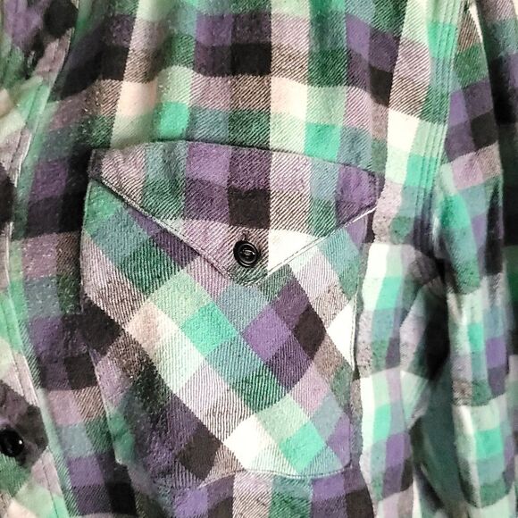 Levi’s Flannel button-down Green and Purple single pocket size Medium - Picture 5 of 12